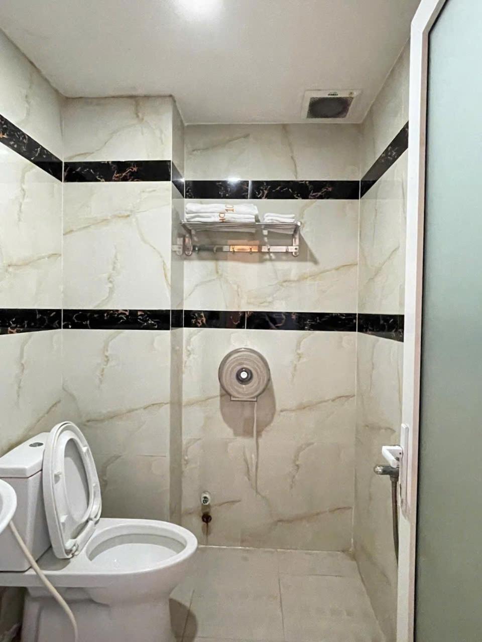 הו צ'י מין סיטי 10H Hotel מראה חיצוני תמונה